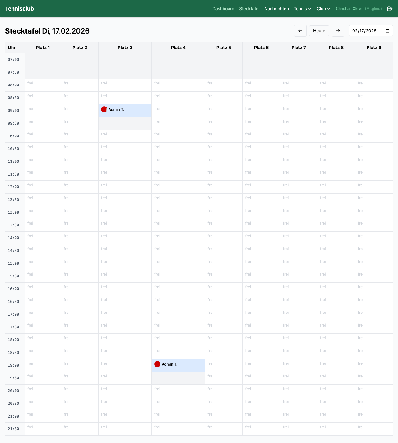 Digitale Stecktafel mit Platzbelegung und Wetter-Badge